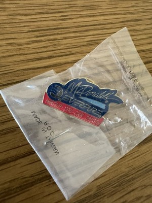 McDonalds Anstecker ''Everpure Water'' 