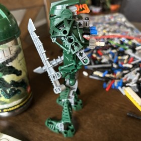 LEGO BIONICLE: Matau (8605) With Manual And Cannister