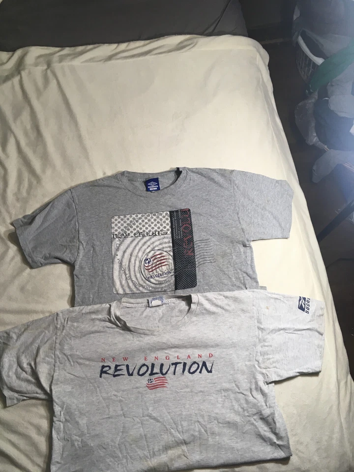 VINTAGE Dos Camisetas New England Revolution Fútbol Fútbol MLS Talla Grande Y2K Foto 2 de 4