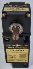 GE CR215G1A12 600 v AC Watertight / Oiltight Rotary Gear  Limit Switch
