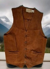 Vintage suede Leather vest shamrock buttons by TREGO'S WESTERN. SIZE 42L