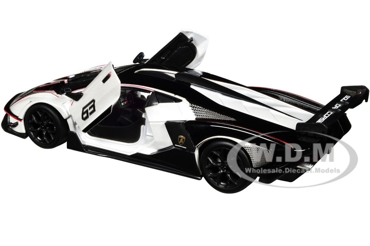 LAMBORGHINI ESSENZA SCV12 #63 WHITE 1/24 DIECAST MODEL CAR BY