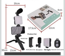 Smartphone Vlogging Video Kit / Tripod Microphone LED Light Phone Holder Dan