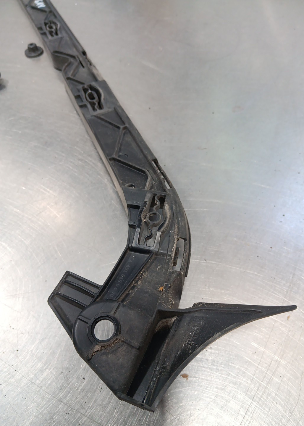 SMART FOR TWO BRABUS 2009 RIGHT HAND PASSENGER REAR FENDER MOUNT A 451 646 04 70