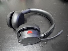 Plantronics Voyager PLT 4220 Wireless Headset Built in Boom Mic W/ Cable