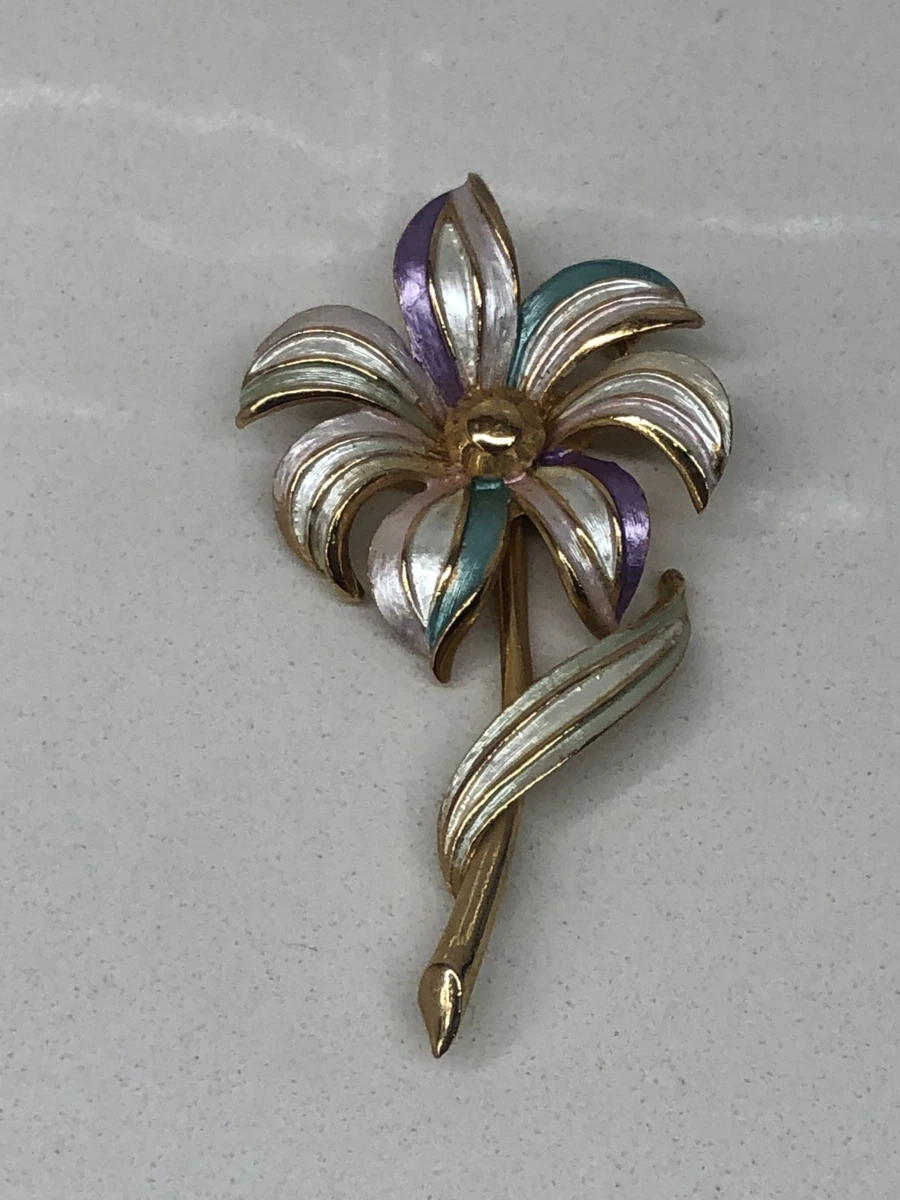 kramer Fashion Signed Vintage & Antique Brooches & Pins for sale kramer Fashion Signed Vintage & Antique Brooches & Pins for sale