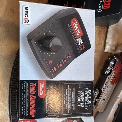 MRC Tech 4 220 HO Analog Train Speed Controller Brake/Momentum 12VAC