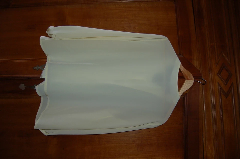 Camicetta donna, Giallo canarino, 100% seta, tg L, usata - Immagine 2 di 4