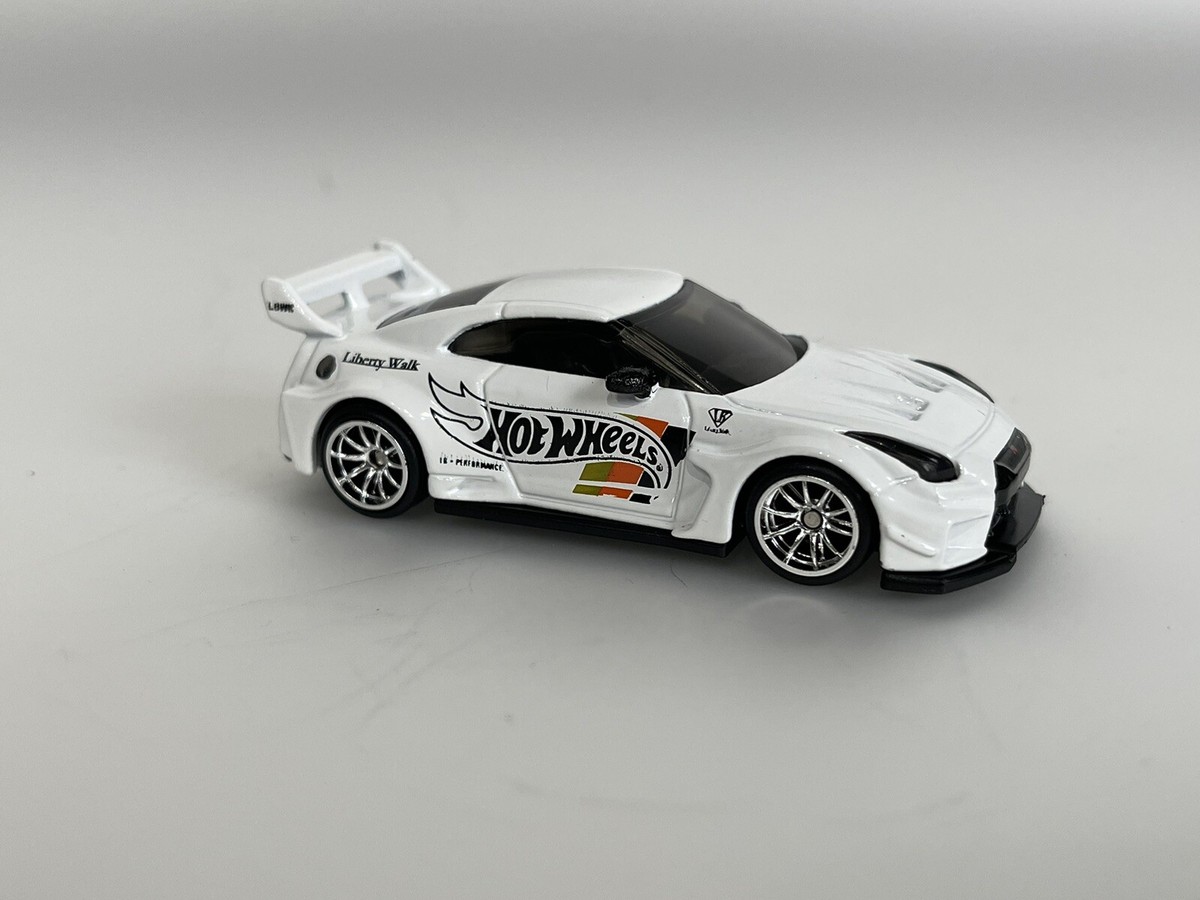 Hot Wheels LB Silhouette Works Nissan 35GTR GT Liberty Walk