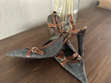 NWOB Stunning Nine West Gray Fabric/Brown Mock Croc Buckle Pointed Toe Pump-10M