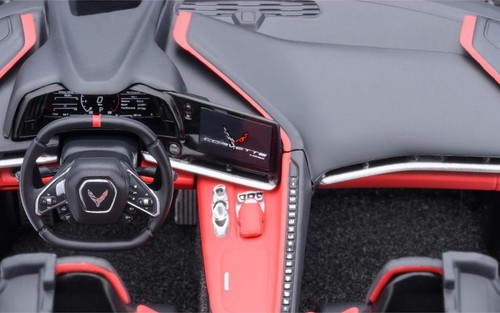 2020 Chevrolet Corvette C8 Stingray Torch Red 1/18 Model Car by Autoart - 第 2/5 張圖片