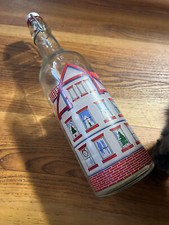 City Scene Reusable Bottle with Topper