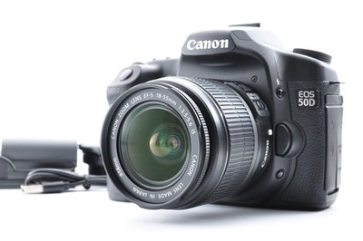 Canon EOS 50D / Zoomobjektiv EF-S 18-55mm f/3.5-5.6 IS Near Mint Z2216