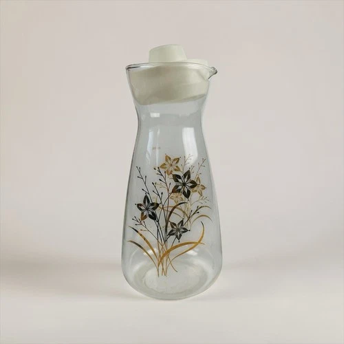 Vintage Pyrex 32 oz Floral Refrigerator Pitcher Carafe w Ice Stopper USA