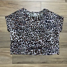 Cabi Women's Leopard Print Boxy Short Cuffed Sleeve Cropped Tee Size Medium