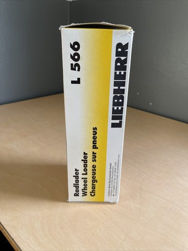 Conrad 2449.0 Liebherr L 566 Radlader Wheel Loader 1:50 NEW - Picture 5 of 7