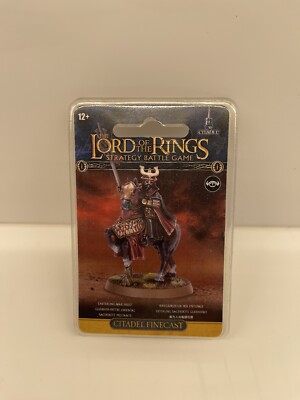 Games Workshop Herr der Ringe Easterling Kriegspriester Neu in OVP Finecast montiert Neu