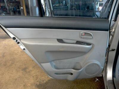 07 08 KIA RONDO Rear Door Trim Panel Left Lh | eBay