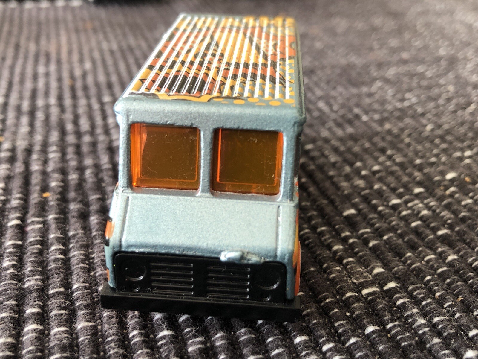 Picture 3 of 6