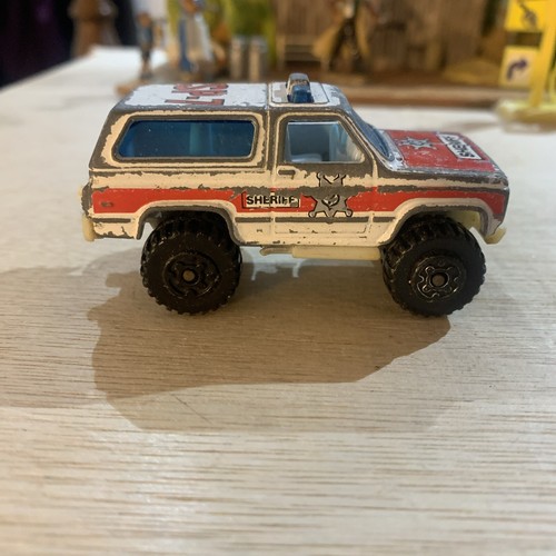 VINTAGE 1983 Matchbox 4x4 Chevy Blazer SP-7 Sheriff Truck - Play worn - Picture 5 of 8