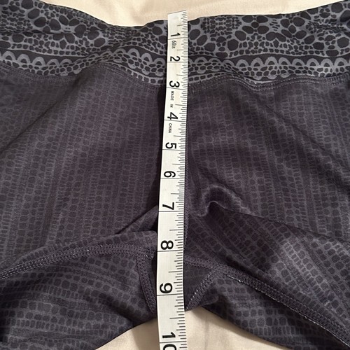 PrAna Women’s Size Med Black Limbo Printed Roxanne 7/8 Active Legging Geometric - Picture 8 of 9