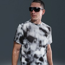 Nike Dri-FIT ADV Running Division Breathe Run Top Black/Silver - Small