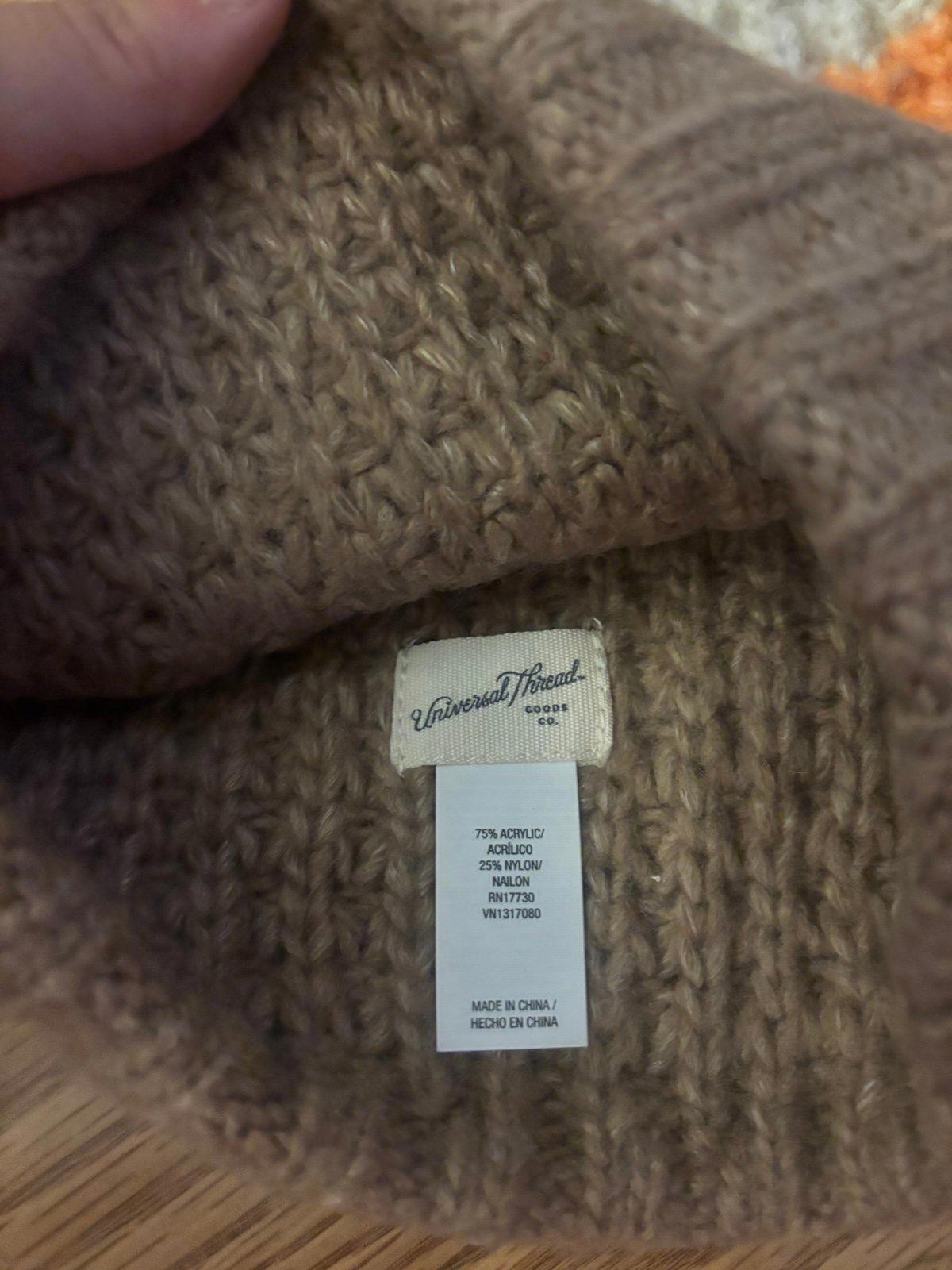 Universal Thread Beanie Hat - image 2