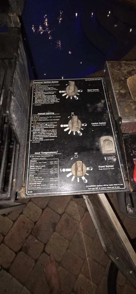 Parrilla de gas Weber Genesis plateada - acero inoxidable - $125 - Pompano Beach Fl Foto 4 de 4