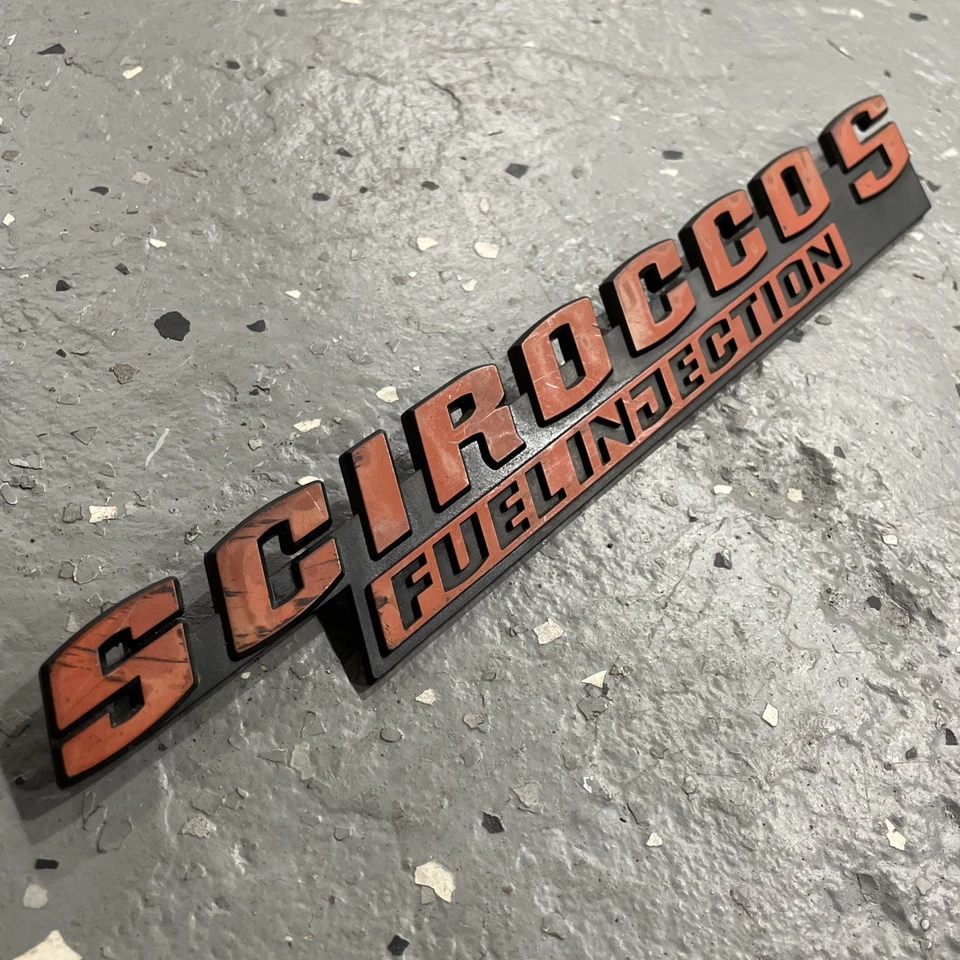 Emblema insignia escotilla trasera Volkswagen Scirocco S rojo GTI escritura OEM VW MK2 MK1 Foto 2 de 4