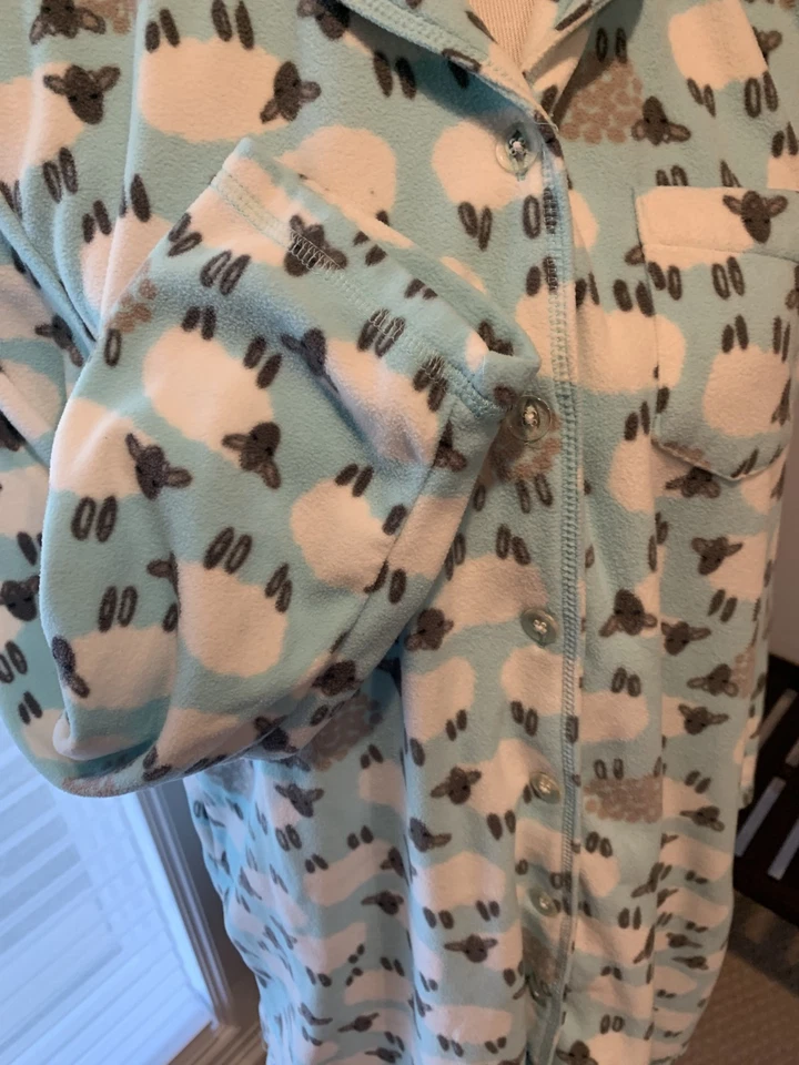 Hue nightgown sleepshirt xl sheep lambs fleece gown xl soft warm cozy - Image 4 of 4