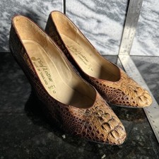1940s Art Deco Vintage Hornback Alligator Leather Pumps heels 6