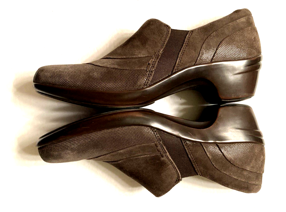 Womens ARAVON Size 9.5 Brown Leather Shimmer Clogs Loafers  display picture 3