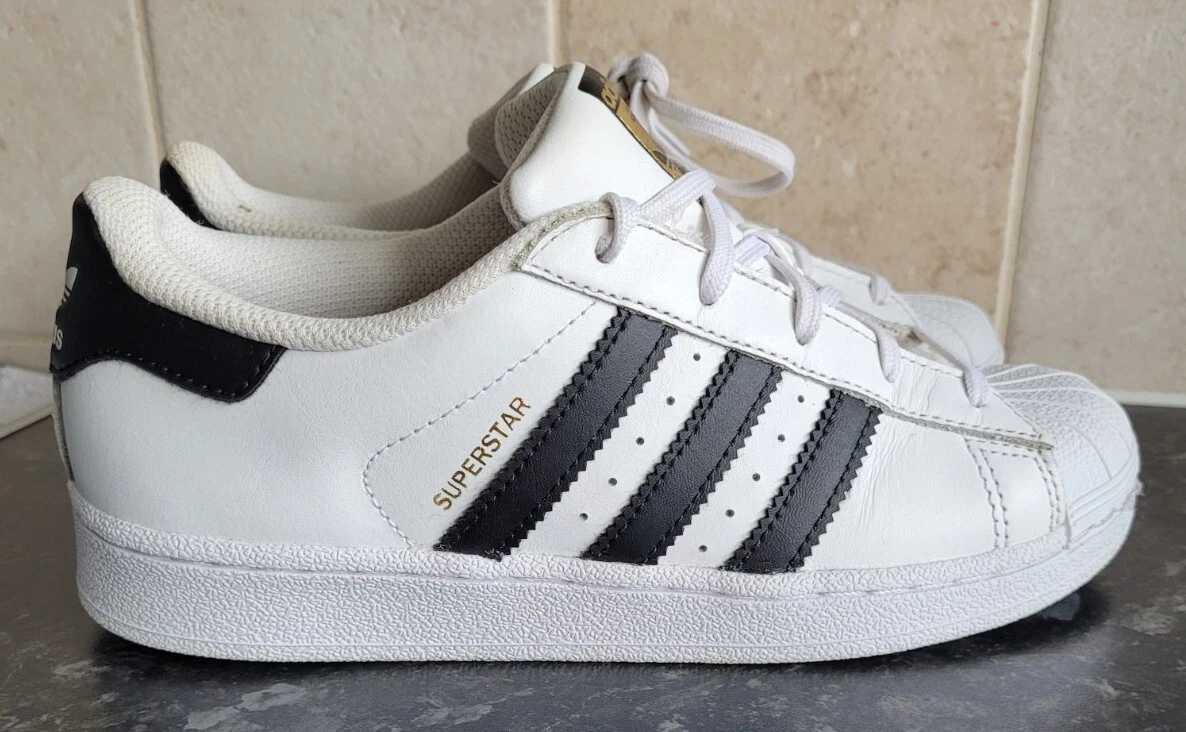Adidas Superstar Foundation C Trainers UK 2 White Black WORN TWICE