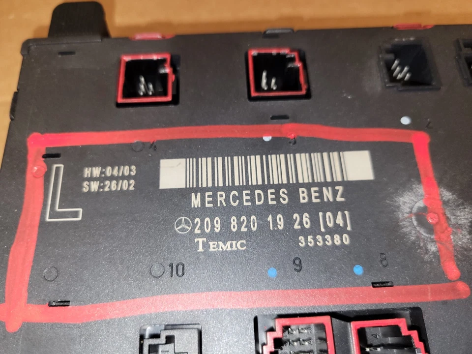 03-09 MERCEDES W209 CLK320 CLK350 CLK500 CLK55 MÓDULO DE CONTROLE DA PORTA DO MOTORISTA ESQUERDO - Imagem 2 de 4