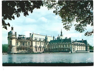 60 CHATEAU DE CHANTILLY