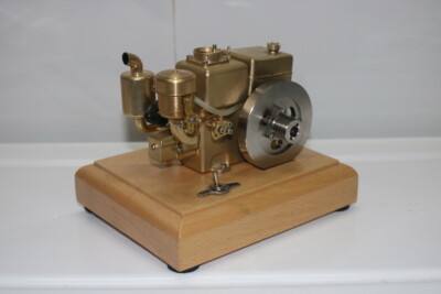 Mini Gasoline Engine Model M26