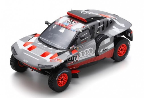 Así es el Audi RS Q e-tron de Carlos Sainz y Lucas Cruz