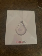 Beats by Dr. Dre EP Wired On-Ear Headphones - White BRAND NEW In Box