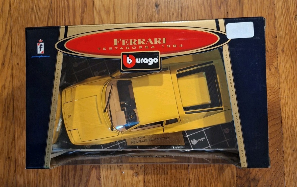 1984 FERRARI TESTAROSSA YELLOW 1:18 by BBURAGO 3019 MADE IN ITALY