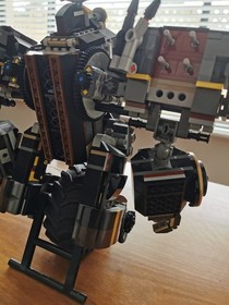 LEGO The Ninjago Movie QUAKE set 70632 Retired Mech incl minifigs