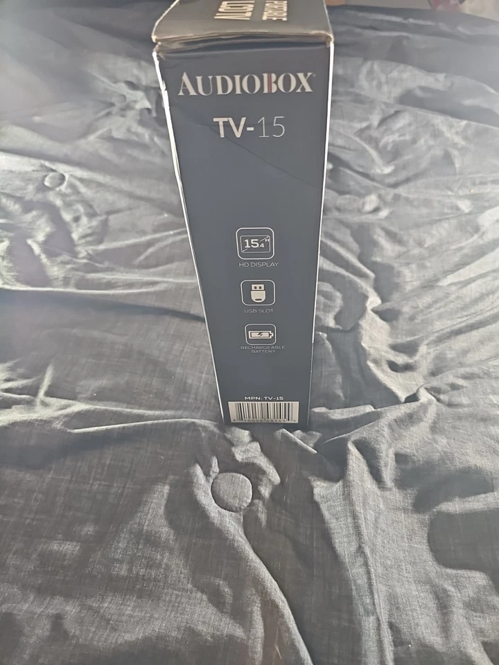 15.4 Full HD Audiobox Portable LCD TV with Remote Control - Image 2 of 4