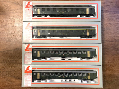 Lima 309516K + 309528K SBB EW Type I - 1st and 2nd Class Coach Set