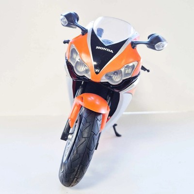 New Ray Toys - 1:6 - Honda - CBR1000 Silver/Orange | eBay