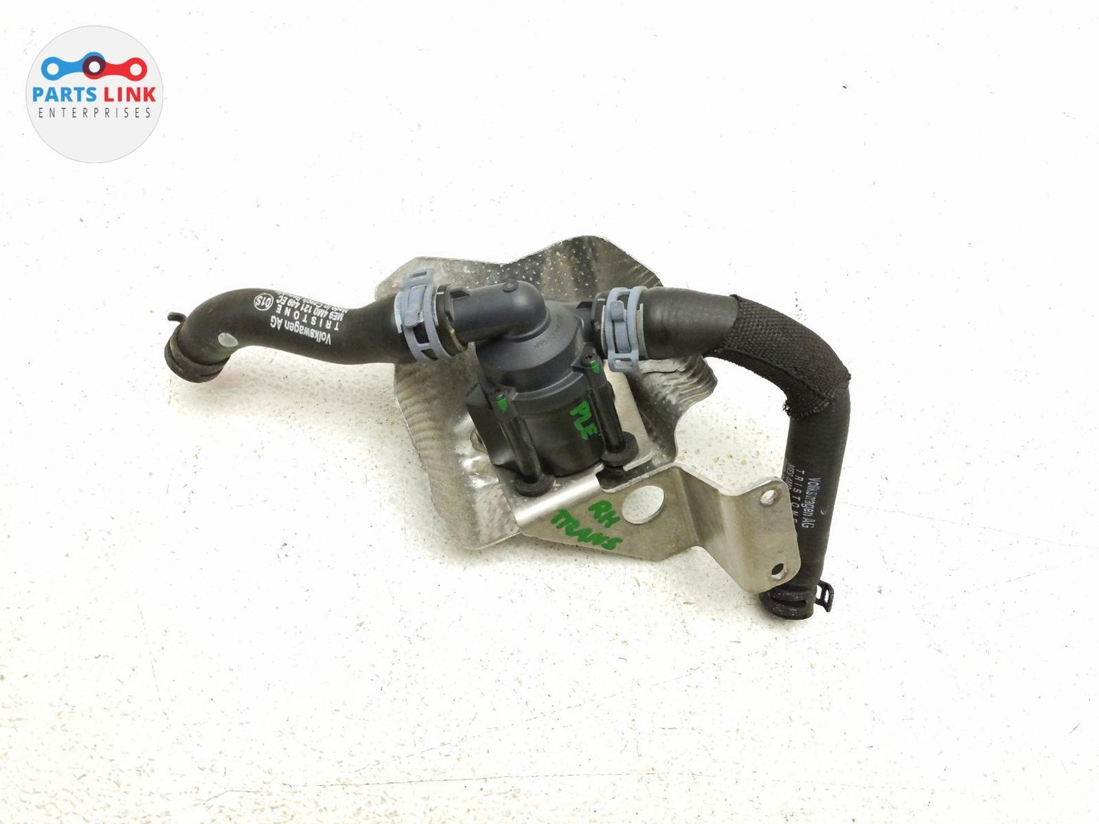 Bentley Bentayga 2016-2020 Right Water pump hose