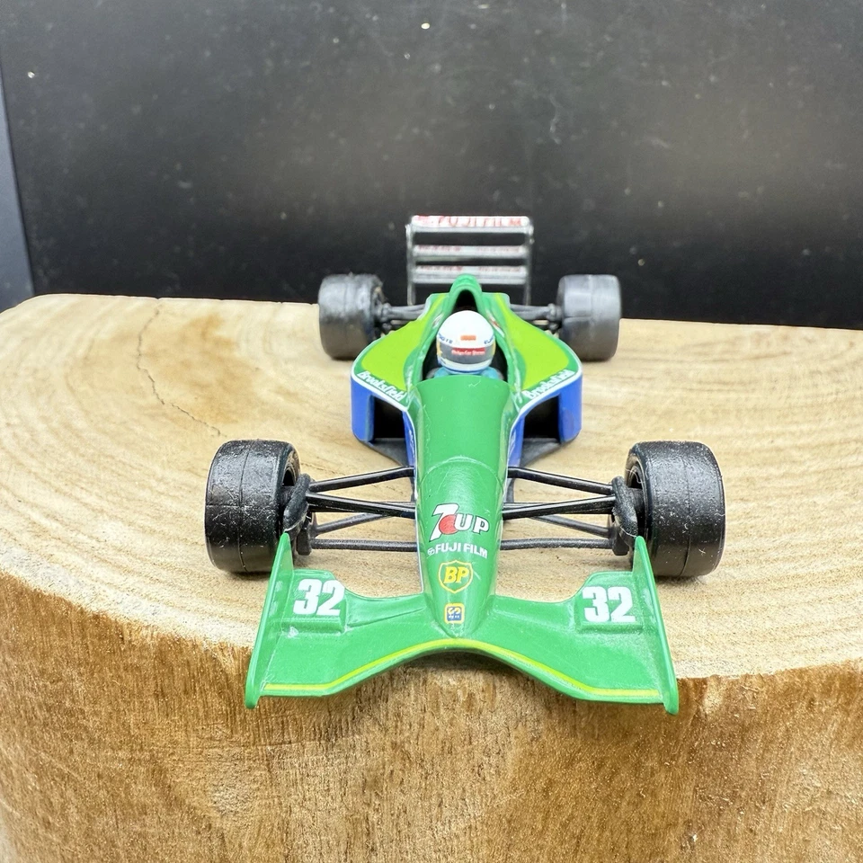 Libré Onyx Portugal Diecast Formula 1 Jordan 191 7up escala 1:43 sem caixa - Imagem 2 de 4