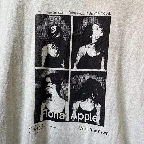 SALE 1999 When The Pawn Fiona Apple Kurzarm T-Shirt Unisex Shirt - Bild 1 von 2