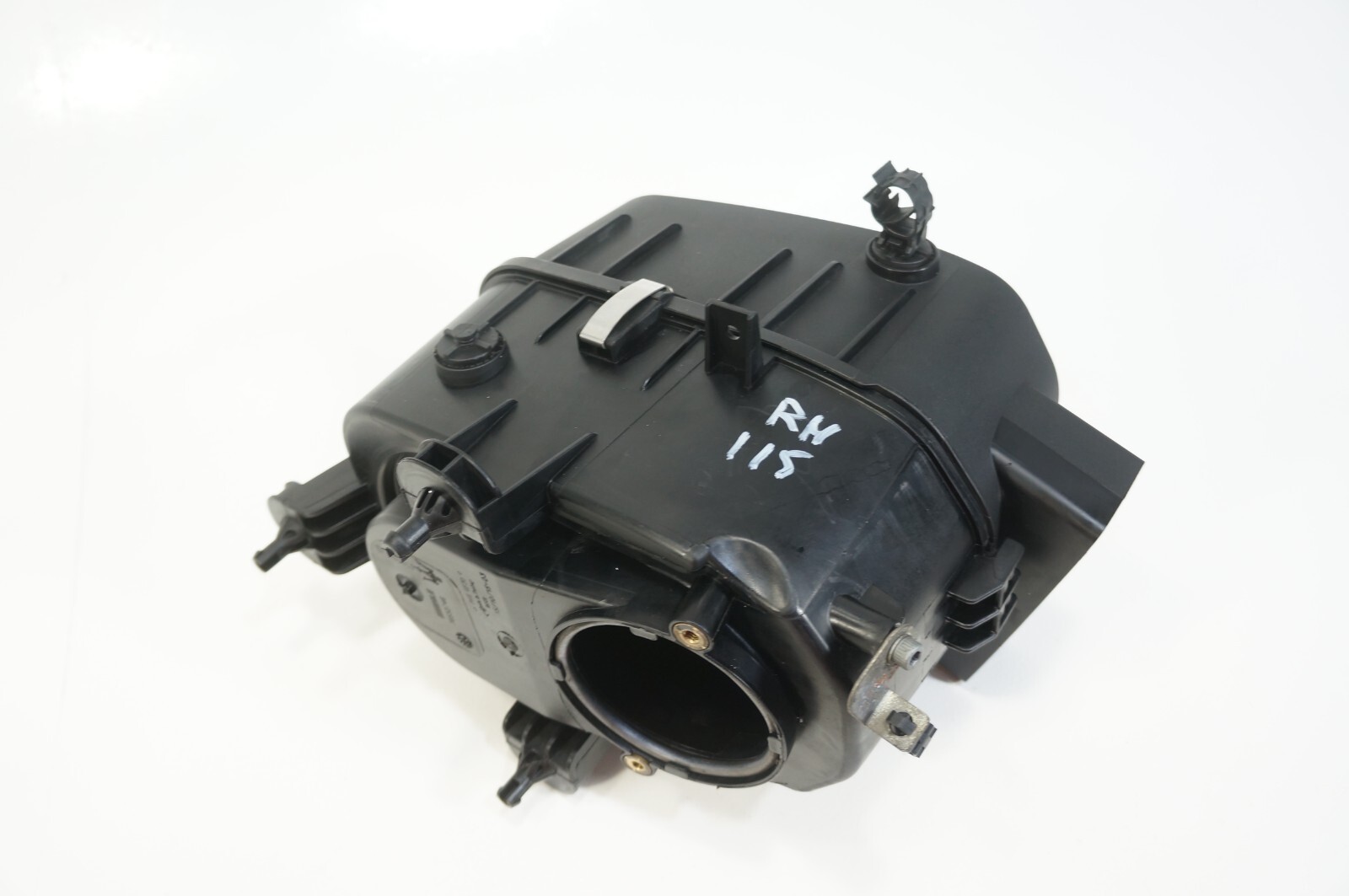 14-17 maserati ghibli engine 3.0 air intake filter RIGHT PASSENGER 670001543 OEM