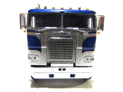 DCP FIRST GEAR 1/64 SCALE FREIGHTLINER CABOVER, BLUE & PETWER WITH