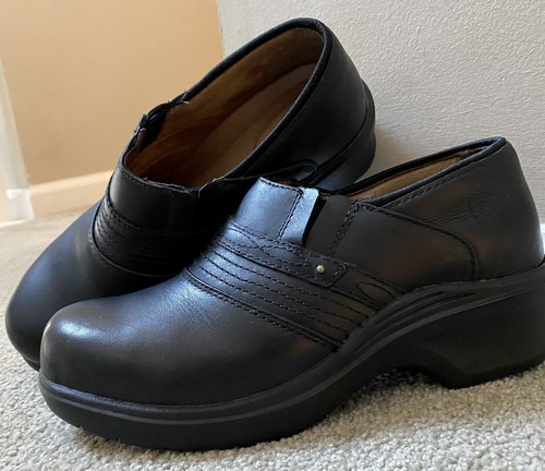 ariat steel toe clogs