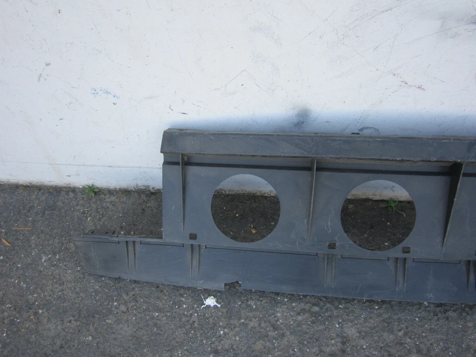 nn706401 Volvo C70 2DR 1998 2000 2001 2002 2003 2004 Rear Bumper Support Bracket - Image 3 of 4